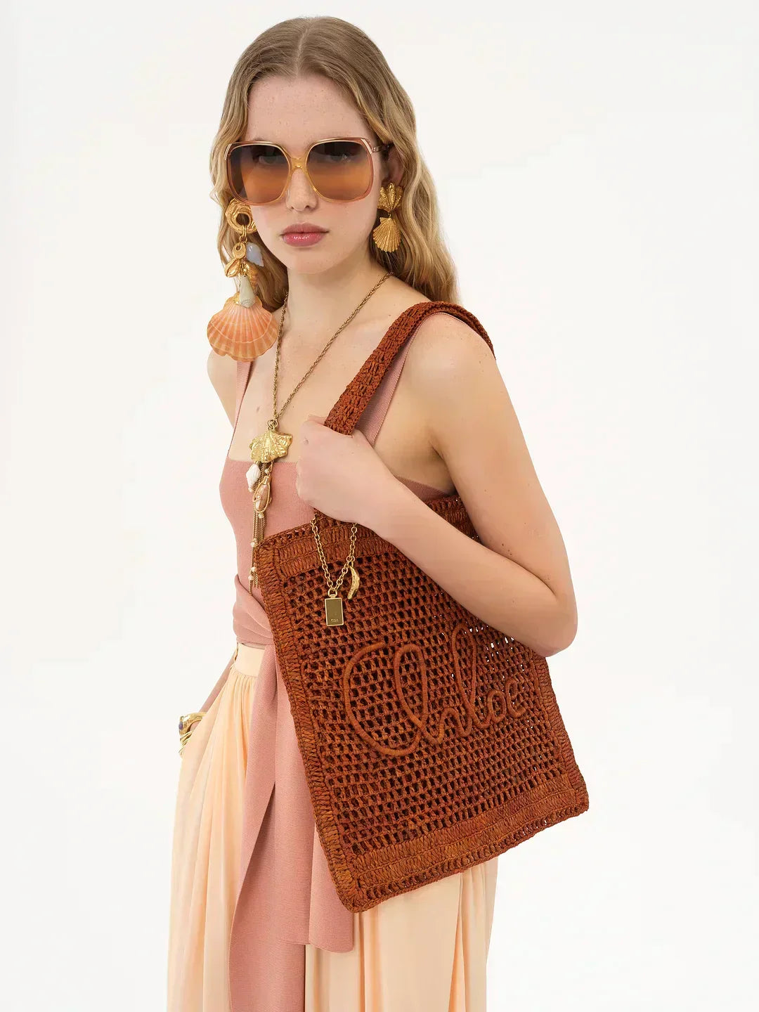 CE Summer Banana Tote Bag in Raffia